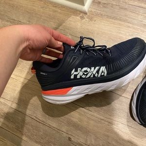 Women’s HOKA ONE Bondi 7 size 11